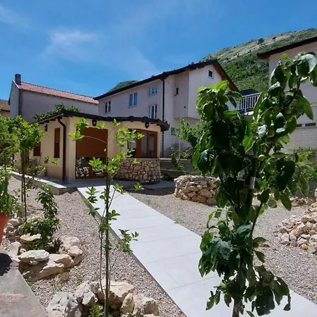 Apartamento Kapetanovina *